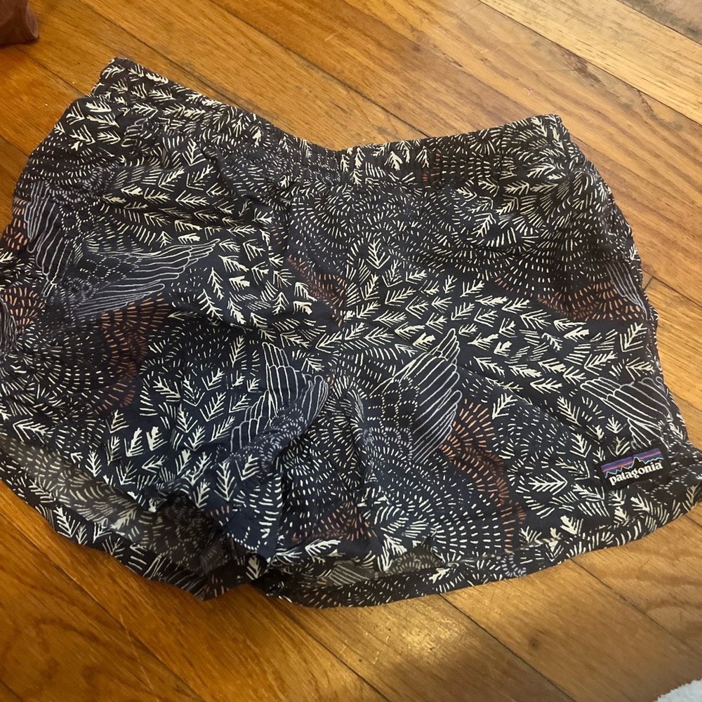 Youth xl Patagonia shorts